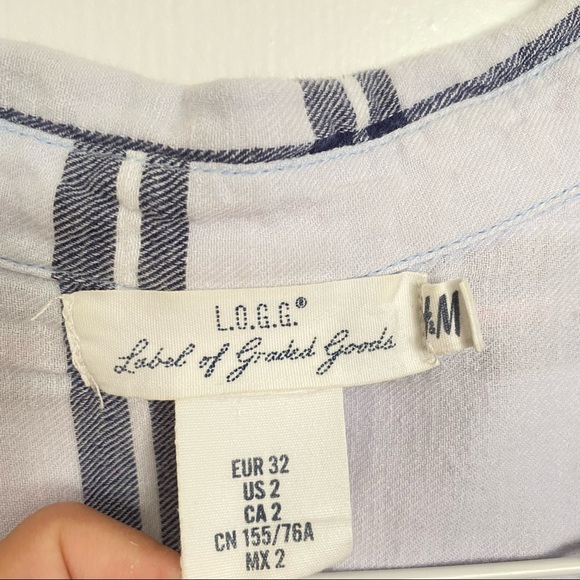 H&M Linen Blend Button Down Top || 2 - Picture 4 of 4